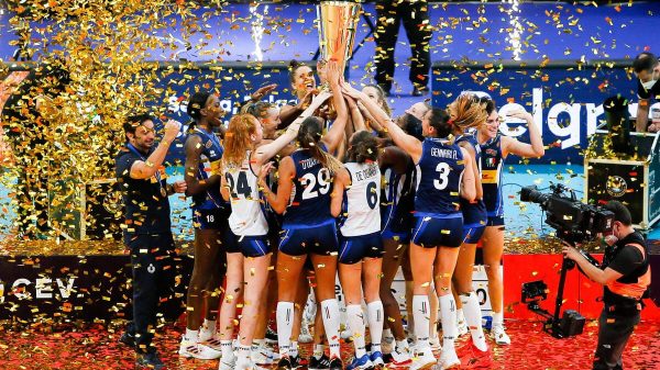 Consorzio del Parmigiano Reggiano festeggia la vittoria della Nazionale italiana agli Europei di pallavolo femminile